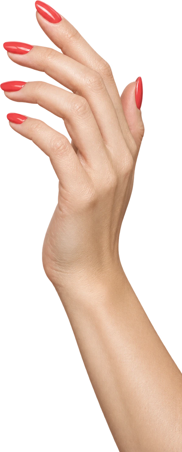 Mano generada con uñas esmaltadas en color coral.